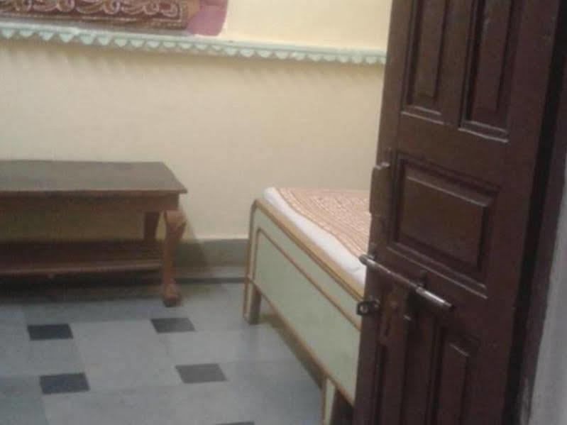 Raj Mahal Guest House Būndi Esterno foto